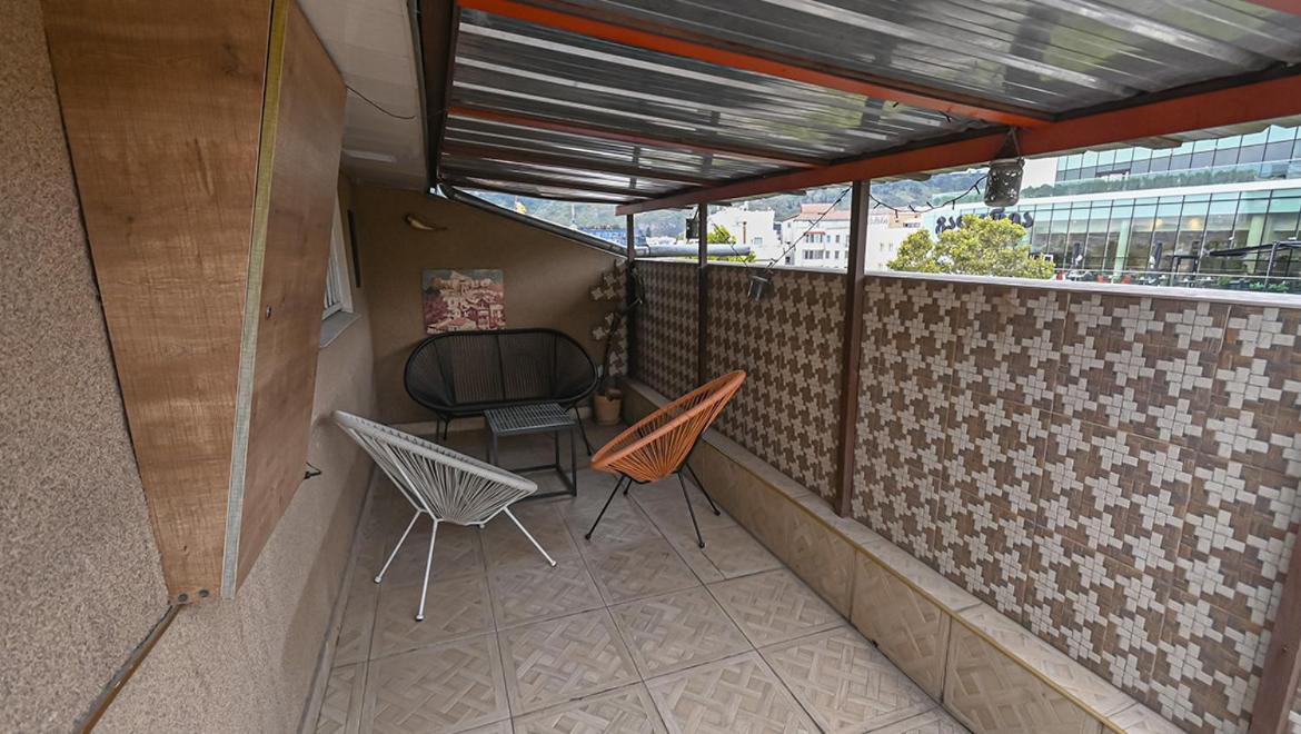 4 Bedroom Apartment On Liberty Square Tbilisi Eksteriør bilde